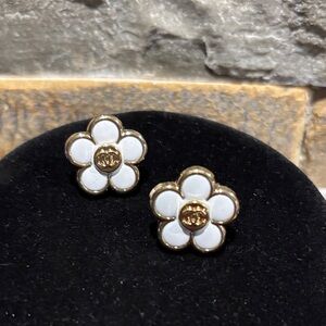 Designer White Enamel Flower Stud Earrings - Gold Accents
